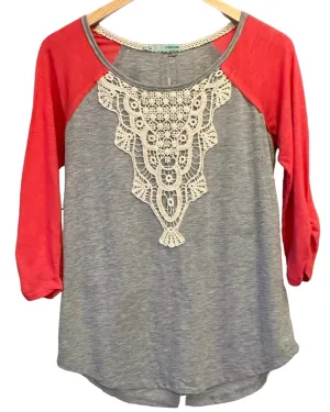 Light Spring Crochet Lace Button Back Raglan Tee