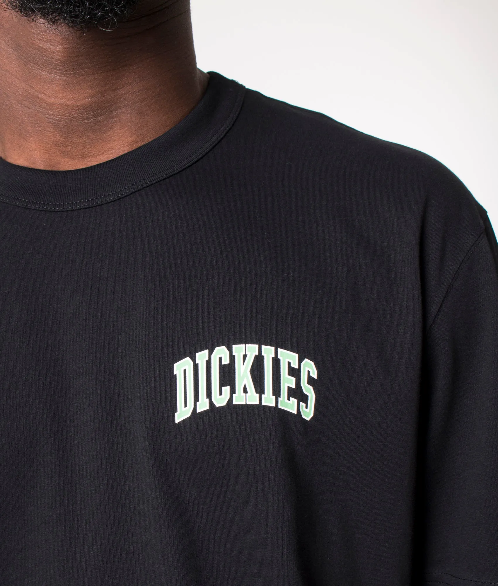 Relaxed Fit Aitkin Chest Logo T-Shirt